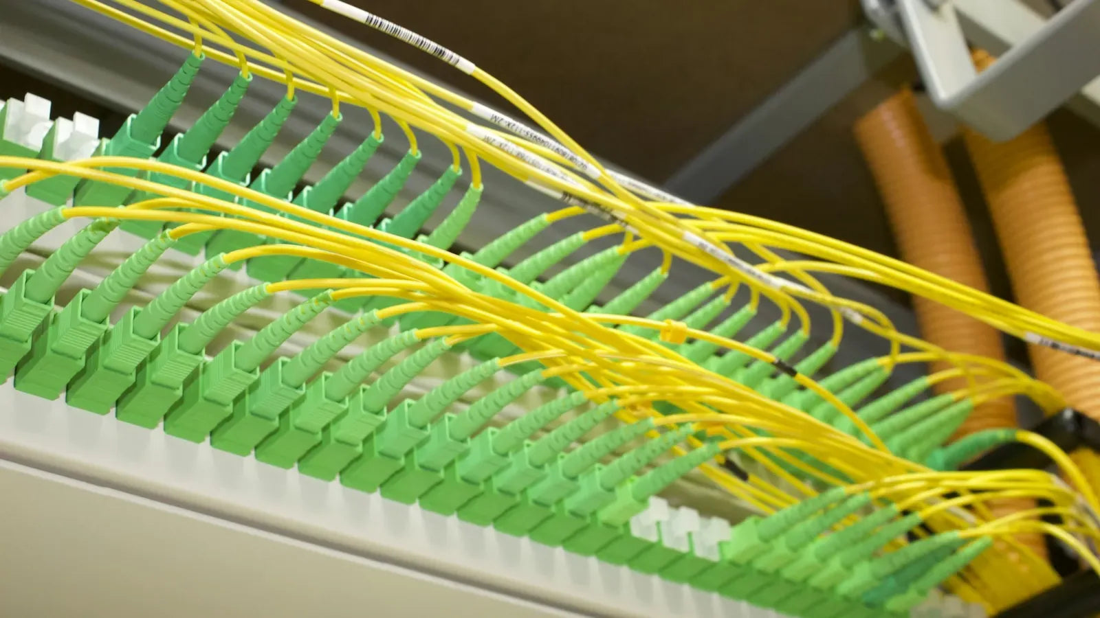 A bunch of yellow and green wires and wires.